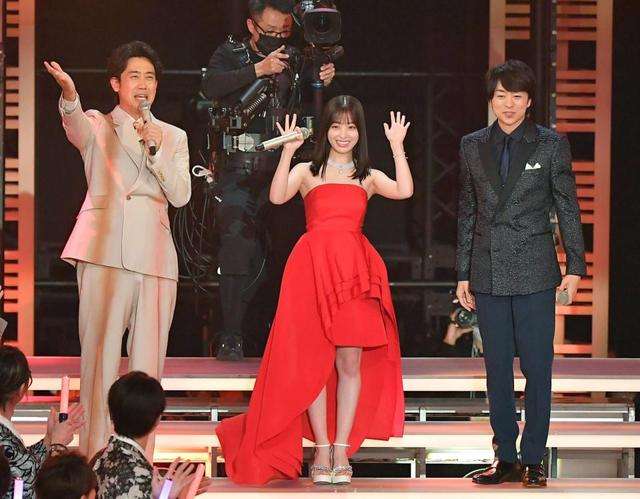 NHK紅白、司会者発表　有吉弘行、橋本環奈、伊藤沙莉、鈴木奈穂子アナの4人…“史上初”朝ドラ前後期ヒロインが共演