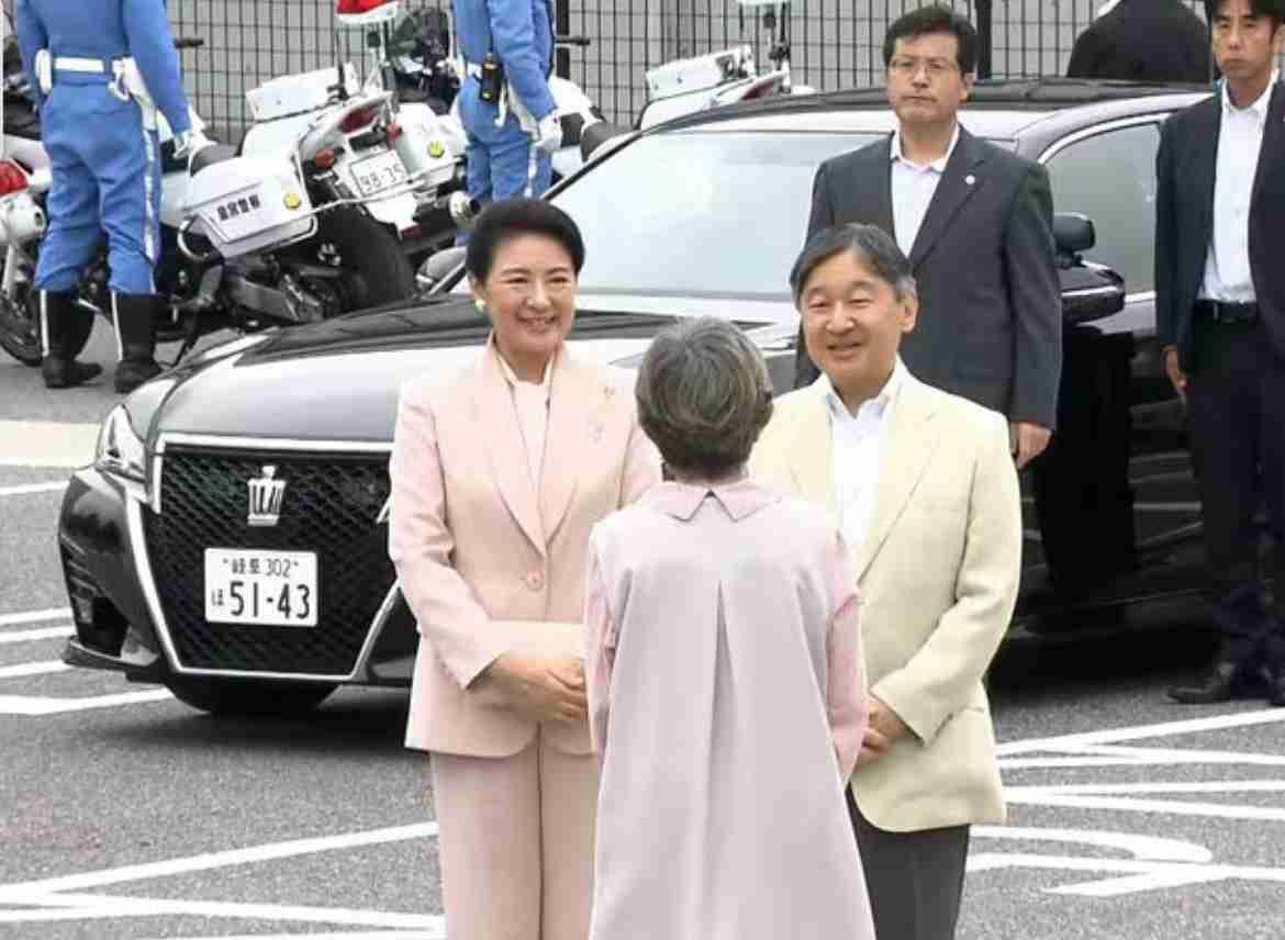 高見え服、安見え服