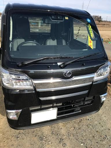 スザンヌ:“憧れ”の軽トラ納車を報告 「こんな可愛い軽トラ初めて」「むっちゃオシャレ」