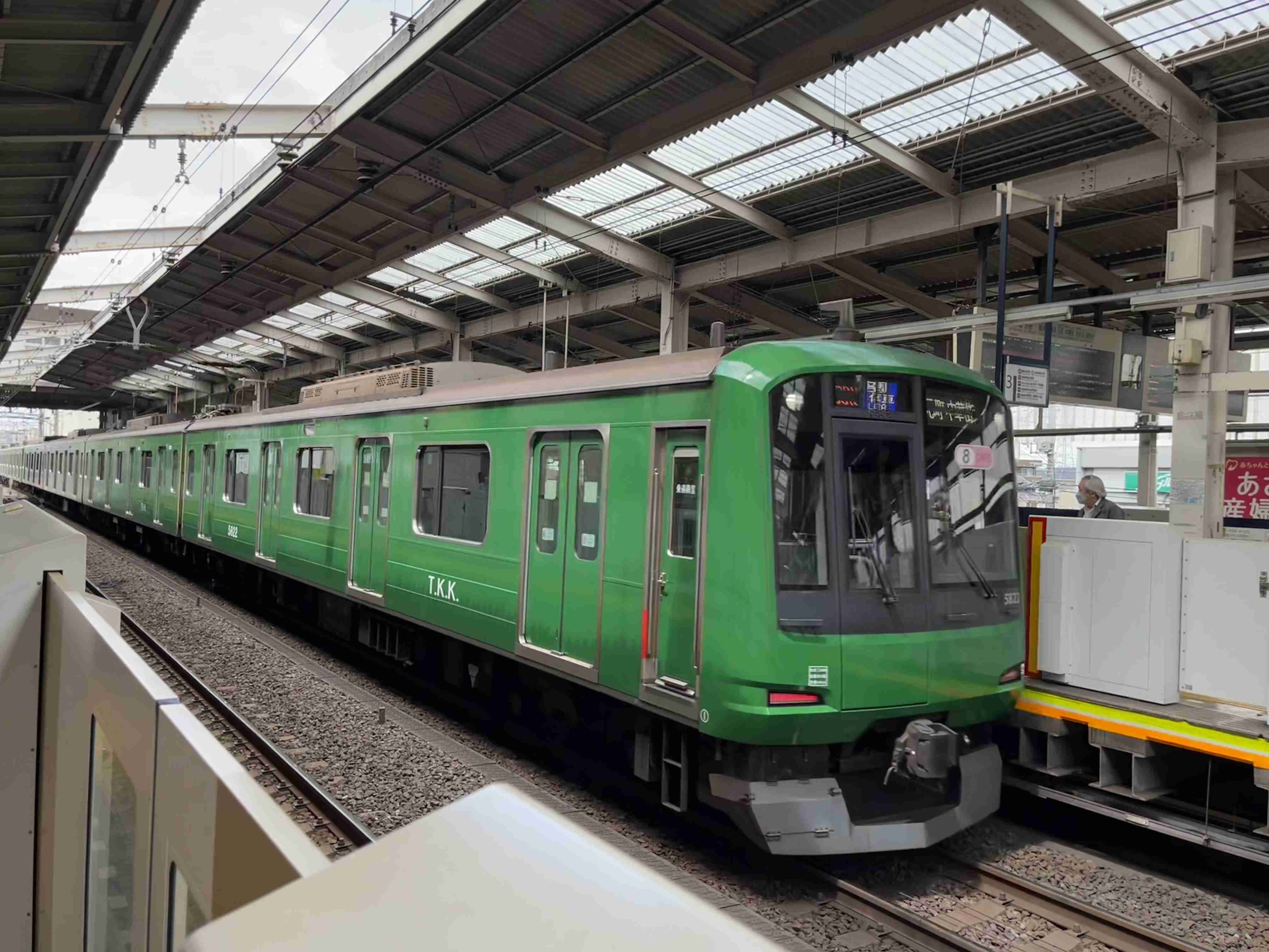 ガル民がスマホで撮った駅や電車が見たい!Part2
