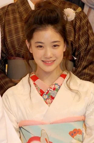 一般人の美人、芸能人で言うと誰？