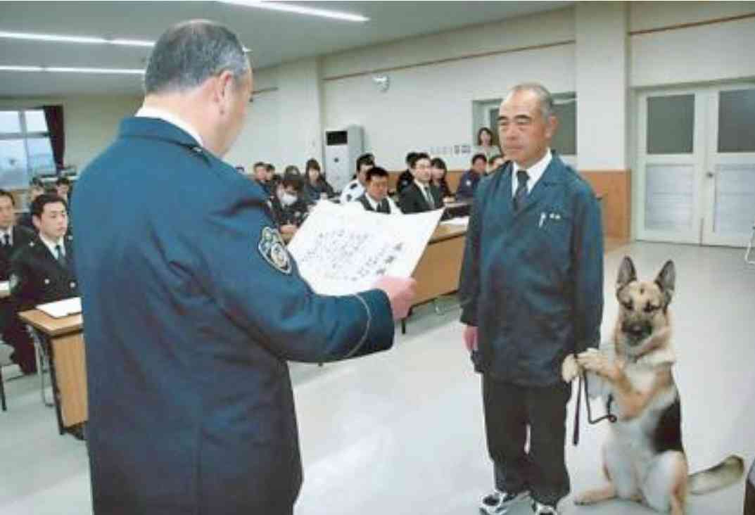 行方不明の男性探せ…神奈川県警の警察犬がお手柄、30分で発見 ご褒美は