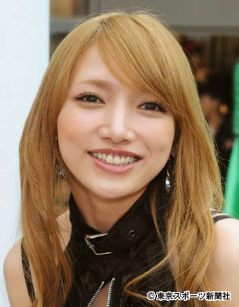 後藤真希『FRIDAY』表紙＆巻頭に登場　写真集の完全未公開カットを独占公開