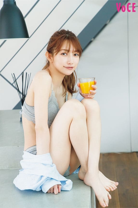 後藤真希『FRIDAY』表紙＆巻頭に登場　写真集の完全未公開カットを独占公開