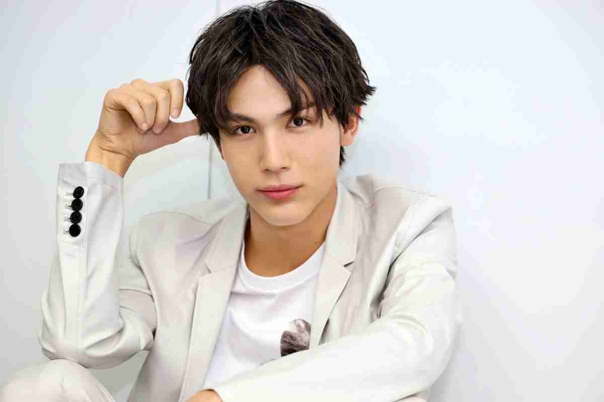 中川大志、年賀状アンバサダー就任で「郵便局に自分がいっぱい」CMでは弾き語りにも挑戦