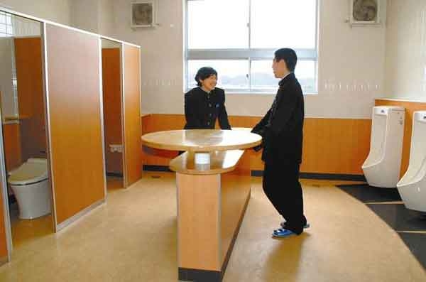 実際、便所飯ってそんなにやってる人いたの？