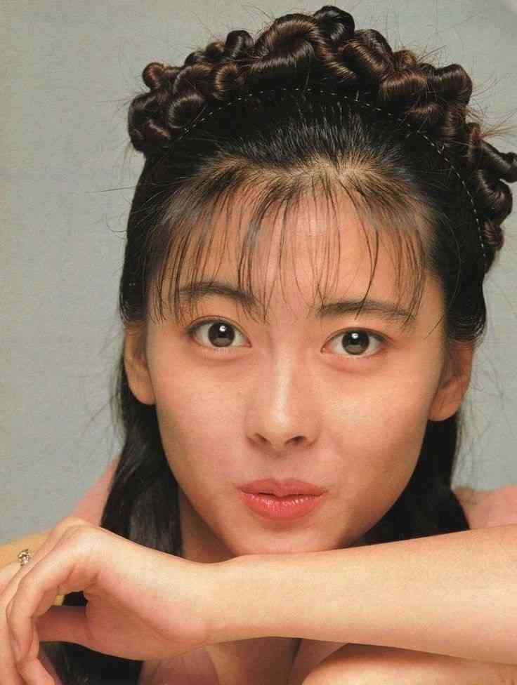 俳優 中山美穂さん死去 54歳 東京・渋谷の自宅で 警視庁