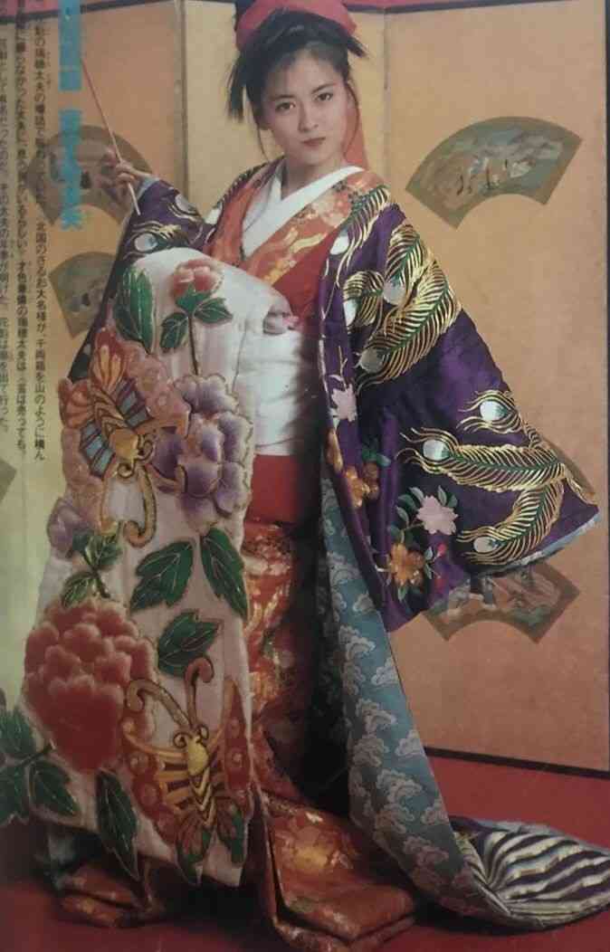 俳優 中山美穂さん死去 54歳 東京・渋谷の自宅で 警視庁