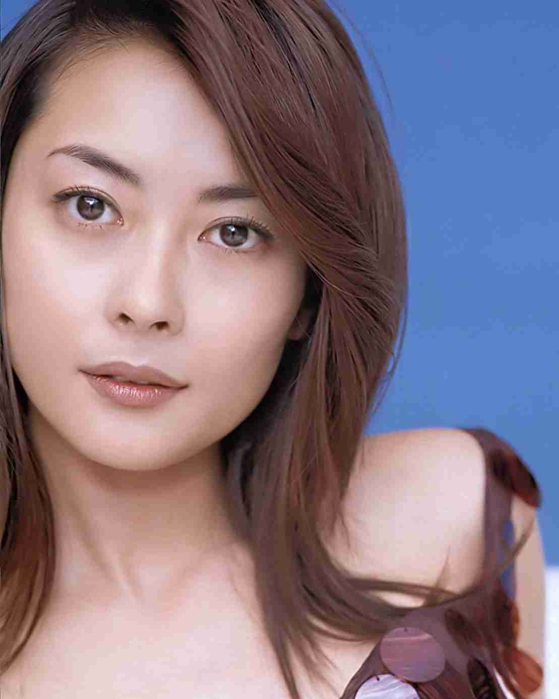 俳優 中山美穂さん死去 54歳 東京・渋谷の自宅で 警視庁