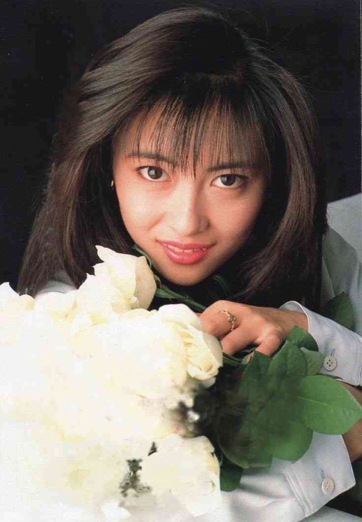 俳優 中山美穂さん死去 54歳 東京・渋谷の自宅で 警視庁