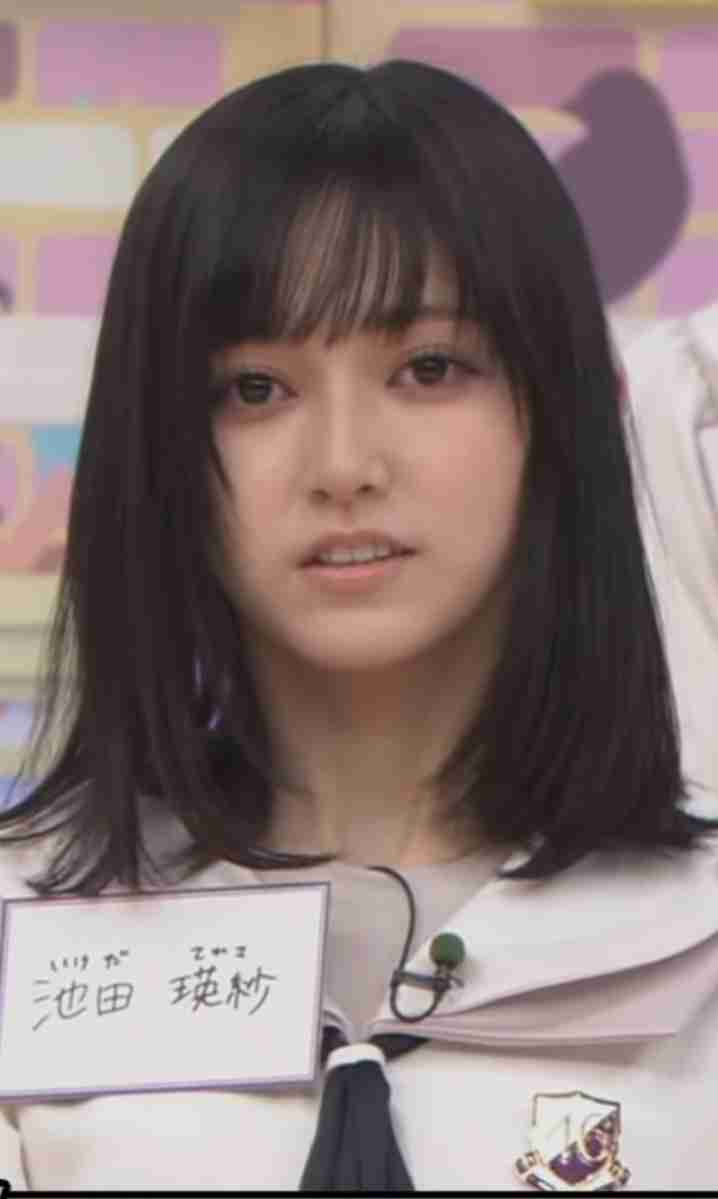 乃木坂46井上和＆池田瑛紗、バックハグ・腕組みで密着「週プレ」表紙登場