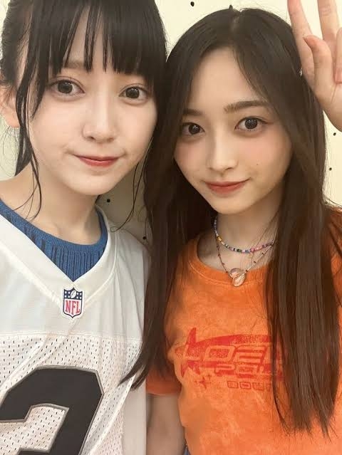 乃木坂46井上和＆池田瑛紗、バックハグ・腕組みで密着「週プレ」表紙登場