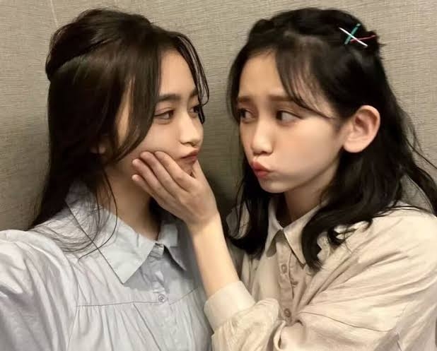 乃木坂46井上和＆池田瑛紗、バックハグ・腕組みで密着「週プレ」表紙登場