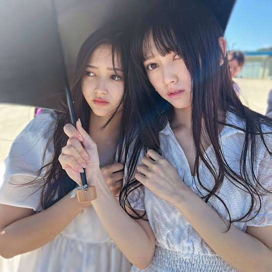 乃木坂46井上和＆池田瑛紗、バックハグ・腕組みで密着「週プレ」表紙登場
