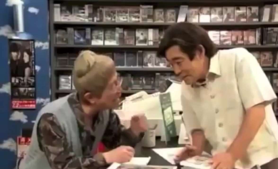 品出しとレジってどっちの方が楽ですか？