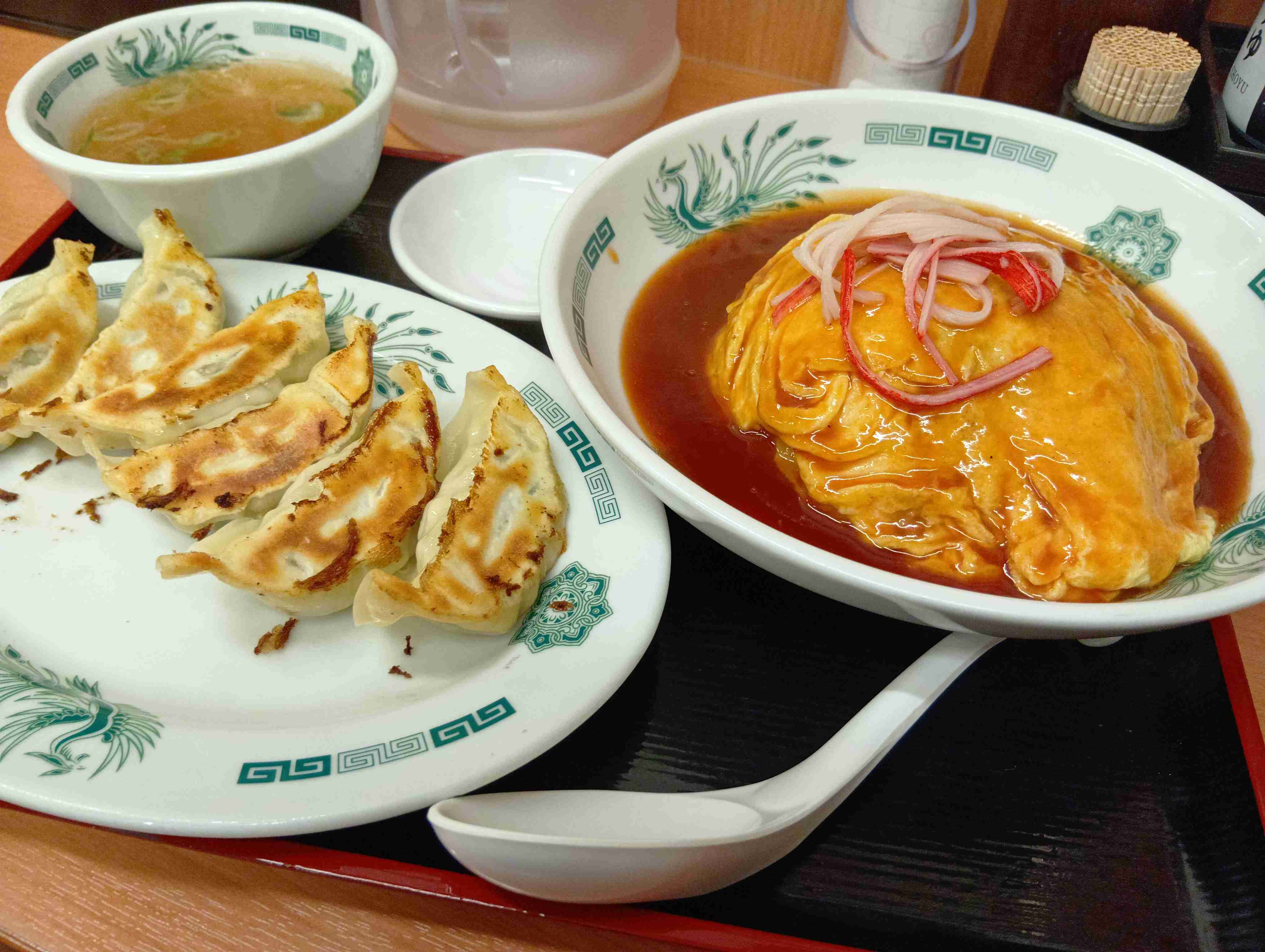 日高屋好きな人