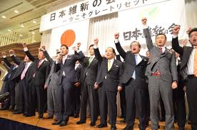 「日本維新の会」新代表に吉村洋文氏選出　大阪府知事など3足の草鞋に　代表選で松沢氏ら破る