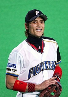 新庄監督が仰天告白! 「シーズン終わって、すぐ目の整形して…」同部屋にいた芸能人は驚きの表情