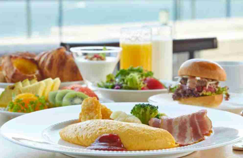 【ビジホ】ホテルで朝食ビュッフェや大浴場など利用する？【旅館】