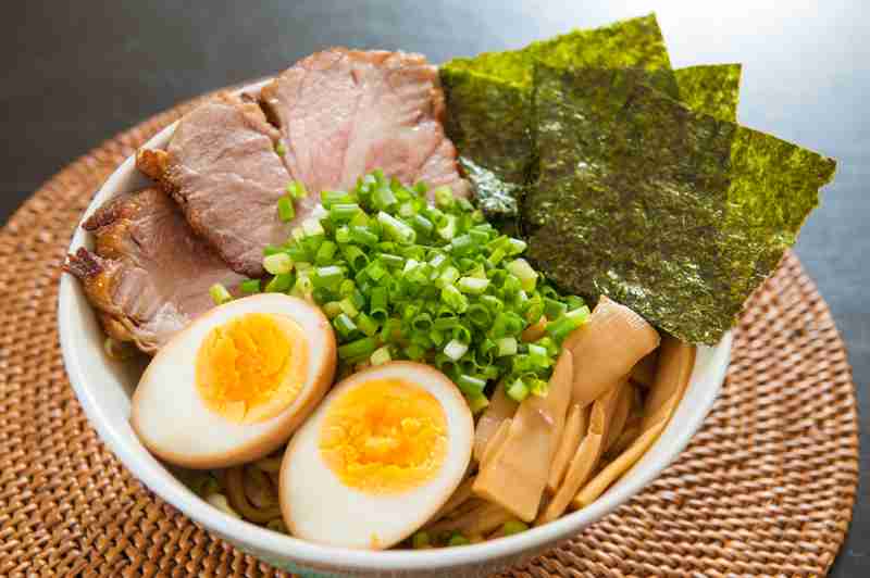 「油そば」若者世代にブーム　コスパ＆タイパで支持拡大　「給油しに行こう」