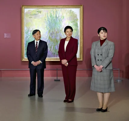 旅行の下調べしますか？