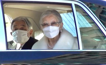 旅行の下調べしますか？