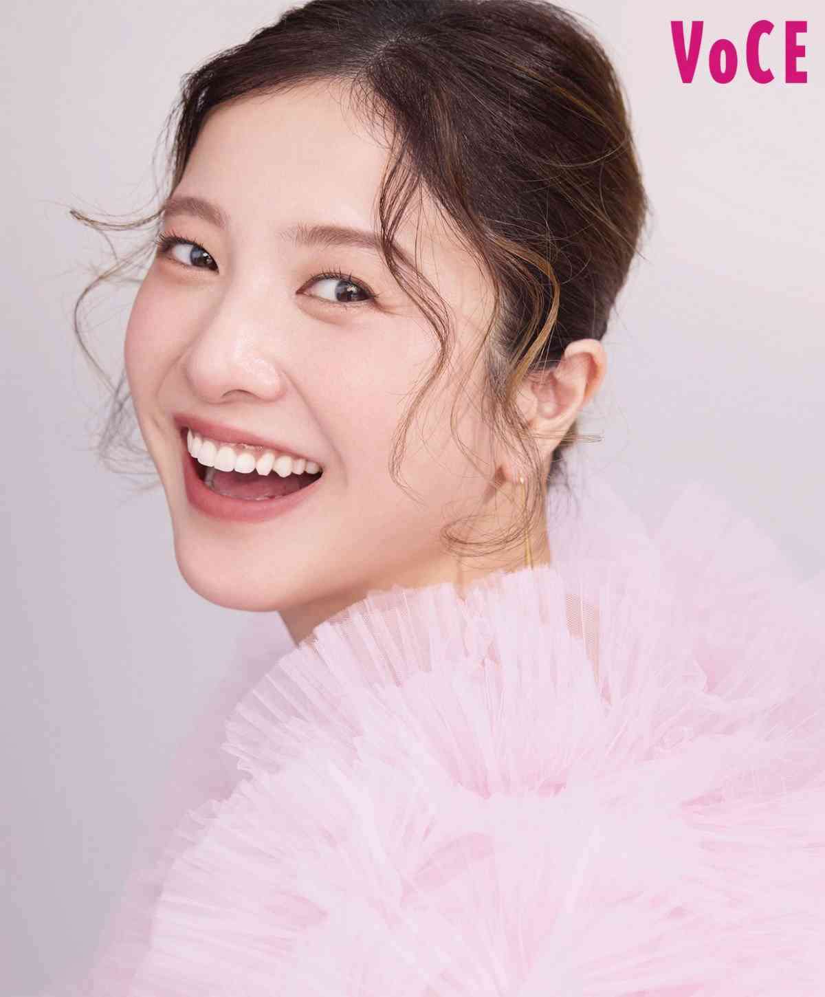 加藤シゲアキ、『VOCE』初表紙 アイドル、日本人、メンバーの“美しさ”を語る