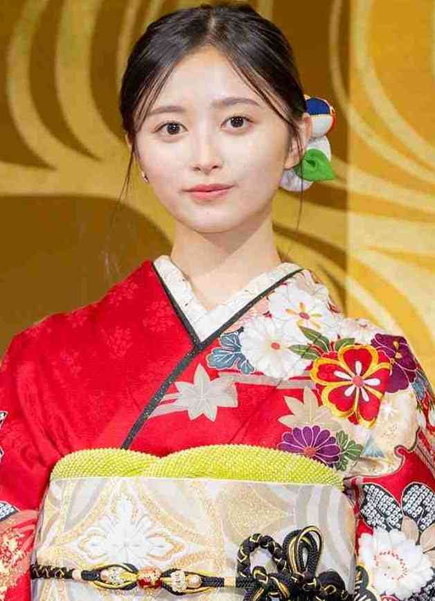 【乃木坂46新成人】筒井あやめ、井上和の振り袖着こなし＆ヘアスタイルが話題「参考になる」「真似したい」の声続々