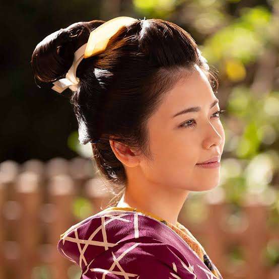 【実況・感想】べらぼう〜蔦重栄華乃夢噺～（4）「『雛（ひな）形若菜』の甘い罠（わな）」