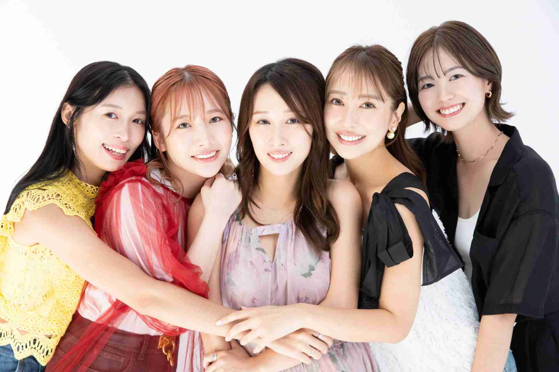 藤森慎吾、妻&娘公開の華やか家族ショット 「もう美人ちゃん」「奥さま小柄で可愛すぎる」の声