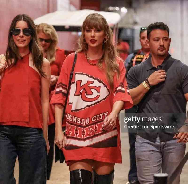 有名人のダサい私服とオシャレな私服を交互に貼るトピ　Part2