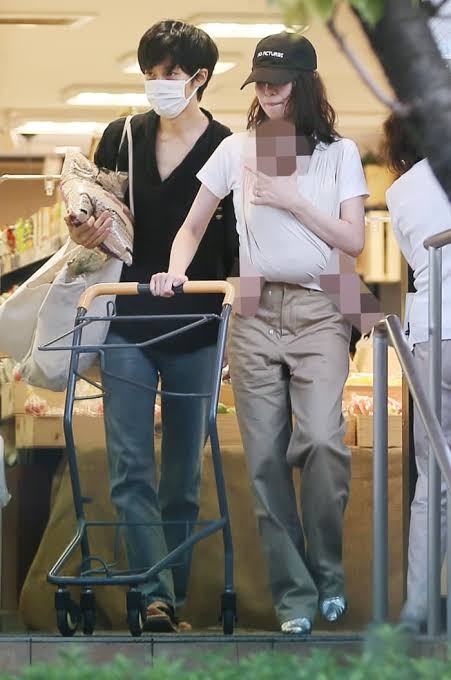 有名人のダサい私服とオシャレな私服を交互に貼るトピ Part2