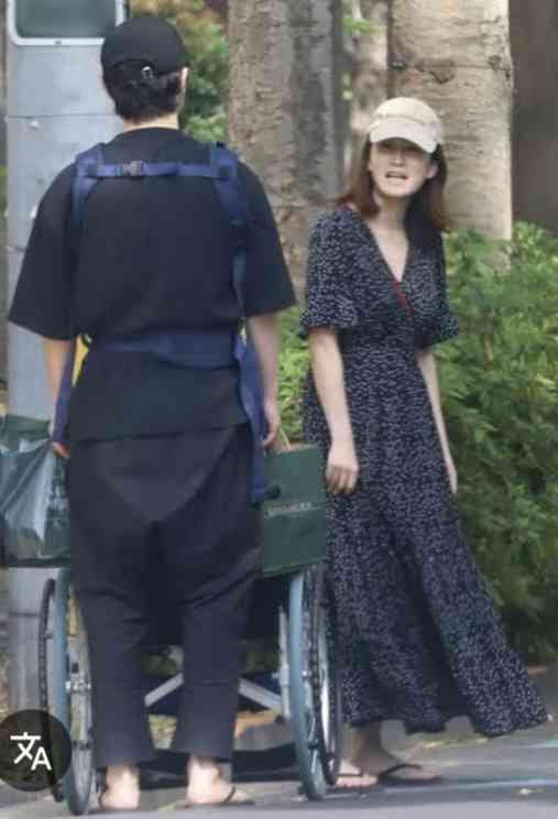 有名人のダサい私服とオシャレな私服を交互に貼るトピ Part2