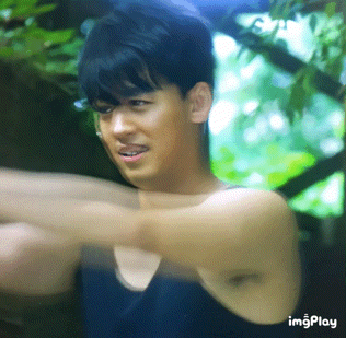 有名人のダサい私服とオシャレな私服を交互に貼るトピ　Part2