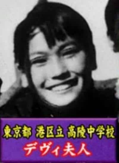 デヴィ夫人が新党「12(ワンニャン)平和党」結成 「犬・猫の食用禁止法制化」掲げ、参院選で議席獲得目指す