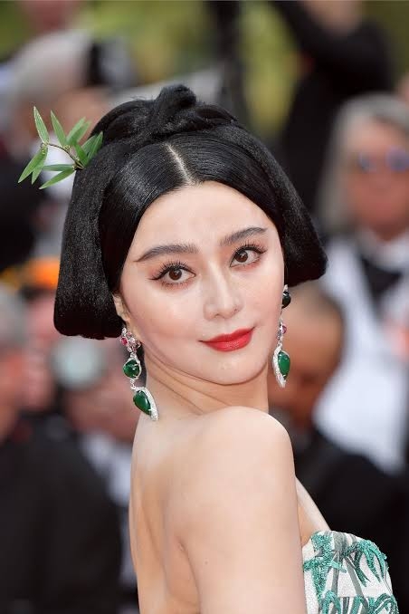 女優の良さをぶち壊してるヘアメイクスタイルの画像 Part4