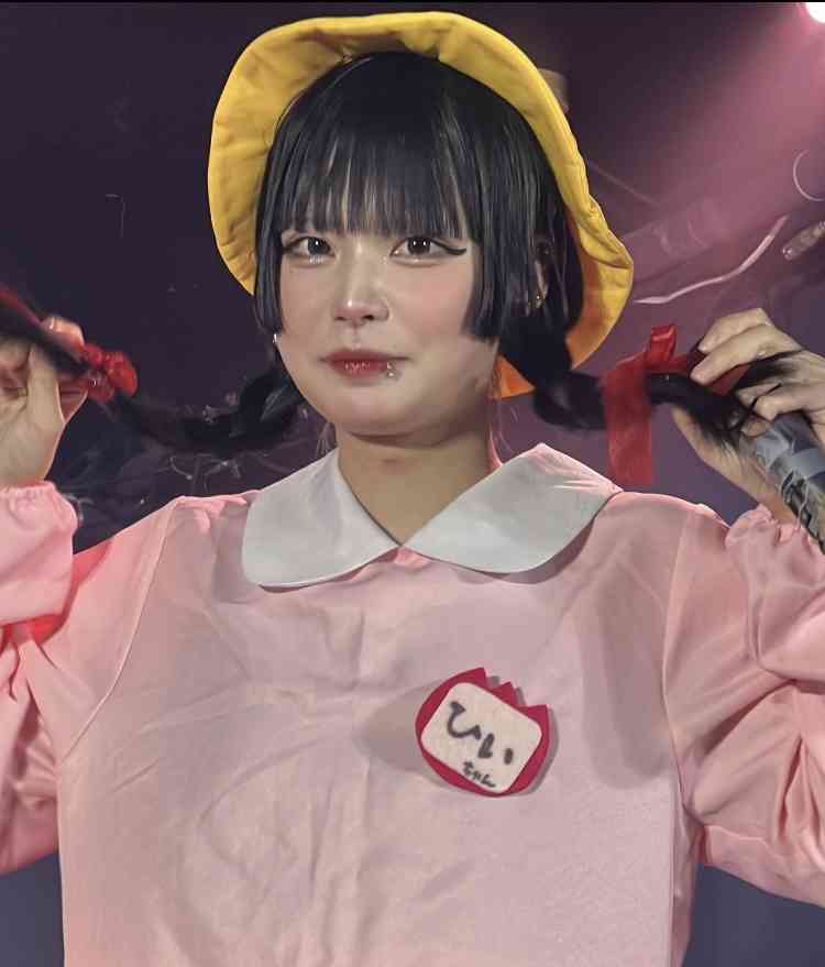 「原型がないッ！」現役アイドル・学生時代の写真にSNS騒然「アイドルやればね、これがこうですよ」と披露