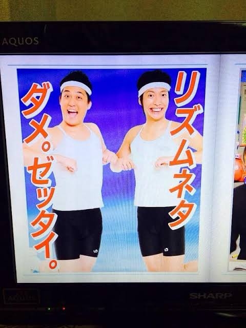 人気芸人 飛行機乗客のキャリーケースが頭に落下 相手は謝罪も…「まだ探してます」「子供やったら大変」