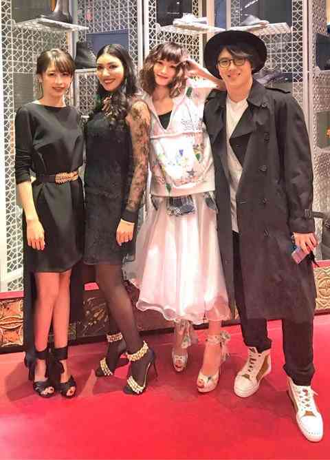 加藤綾子　10カ月ぶりインスタ更新で近影披露「慣れない子育ても一年が経ち」に「素敵です」の声