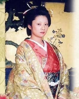 「威圧的」ってどういう感じ?