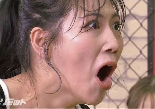 「威圧的」ってどういう感じ?