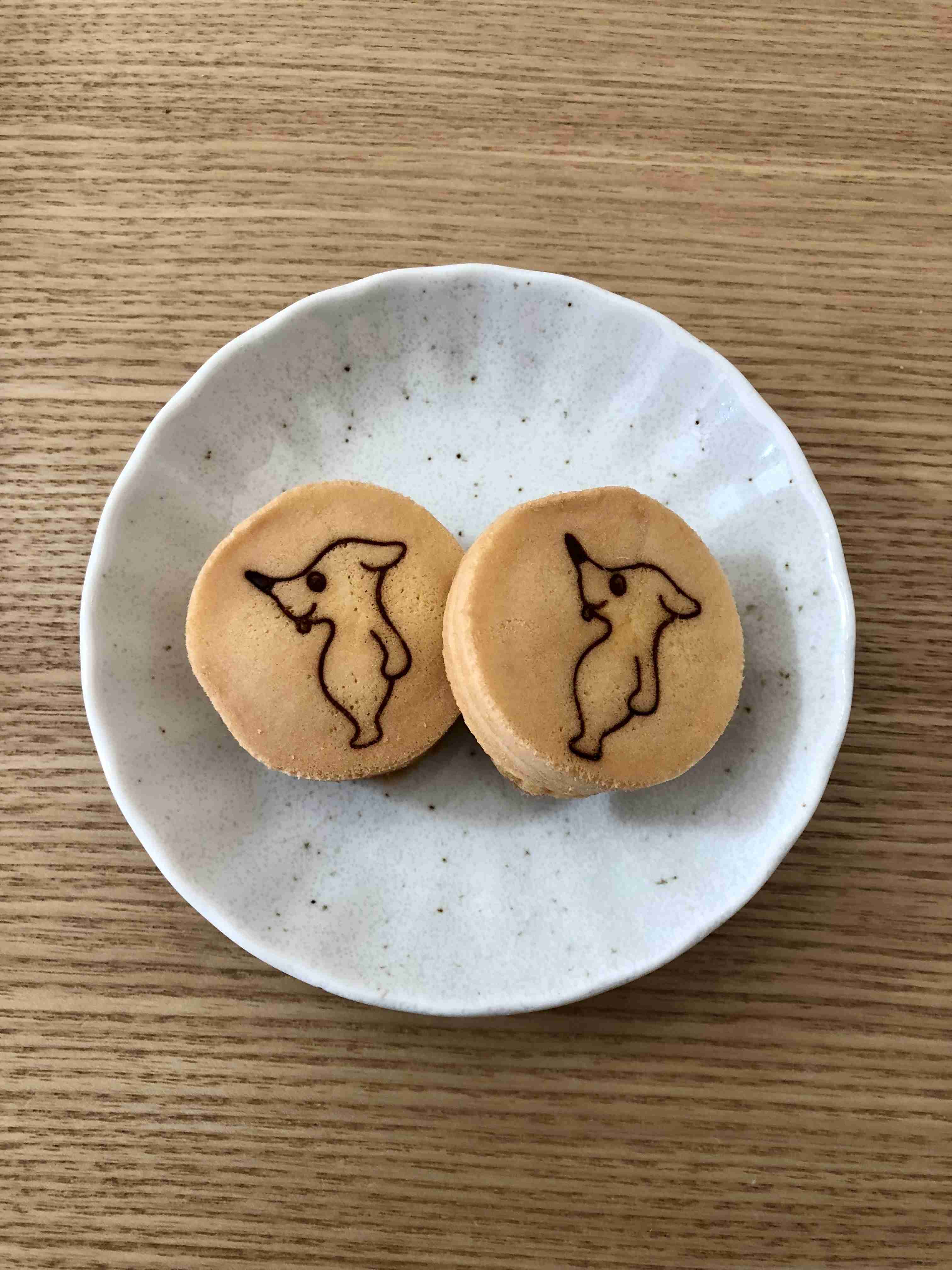 今食べているお菓子を見せて下さい!