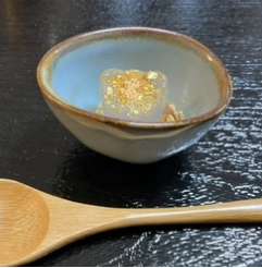 今食べているお菓子を見せて下さい!