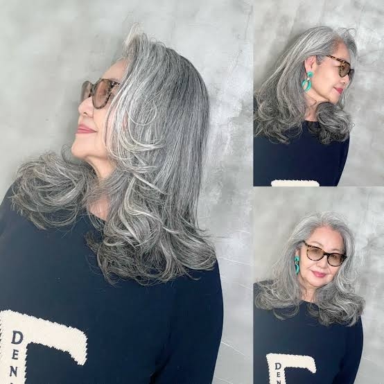 グレイヘア移行中の人