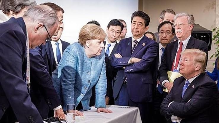 トランプ大統領 コロナワクチン接種義務の学校への資金停止