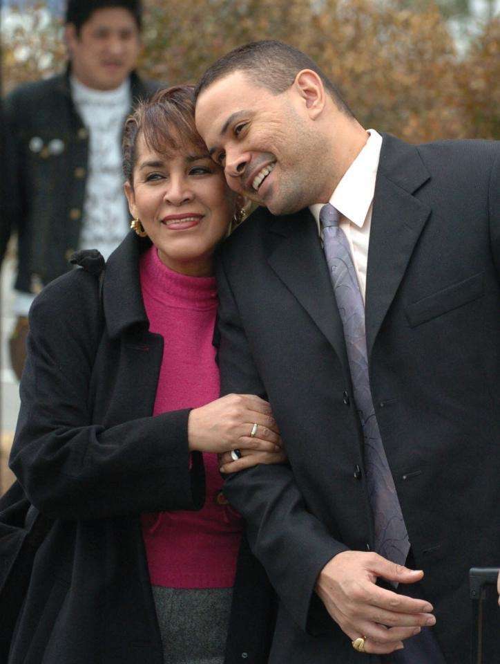 同級生の母に猛アプローチ…年の差21歳、衝撃の30⽇連続デート【新婚さん】