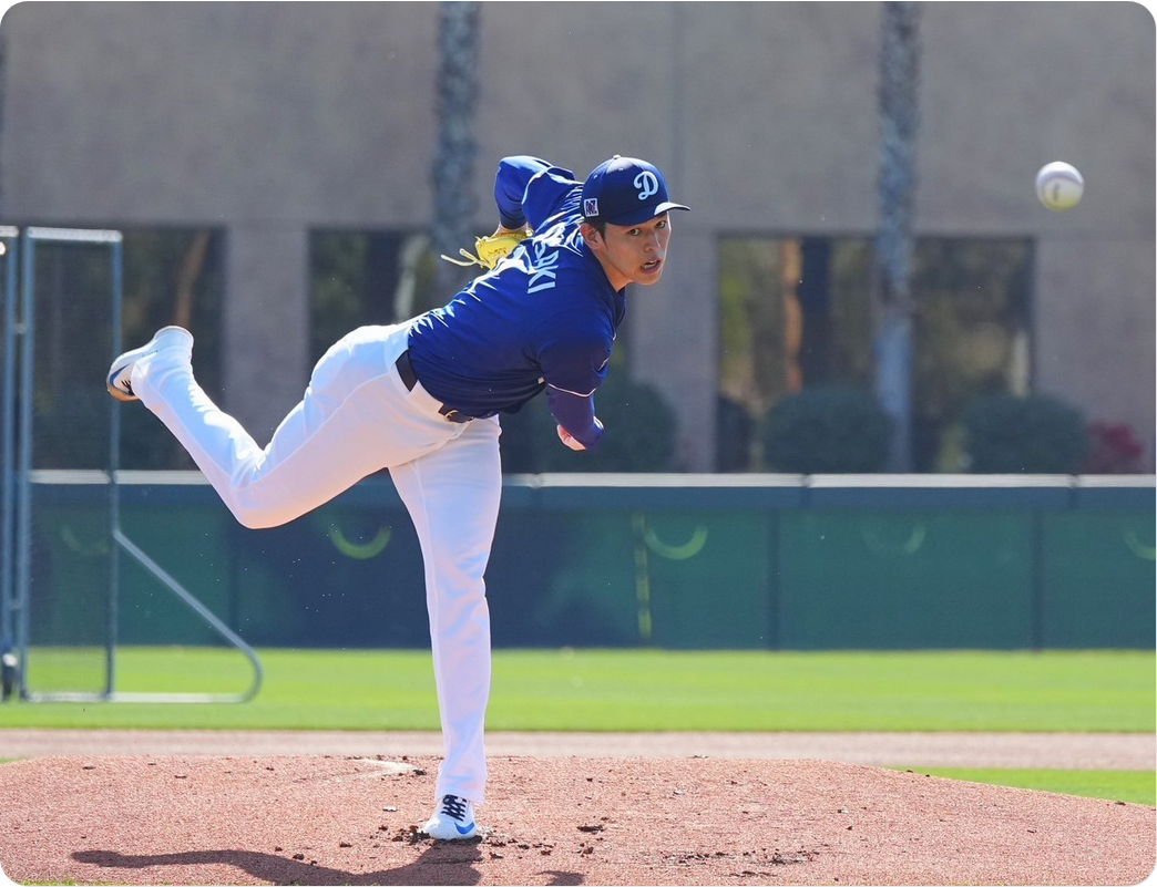 「佐々木朗希の才能は狂気の沙汰だ」MLBが震撼した“令和の怪物”のOP戦初登板。最速160キロの鮮烈デビューに衝撃「えげつないだろ…」