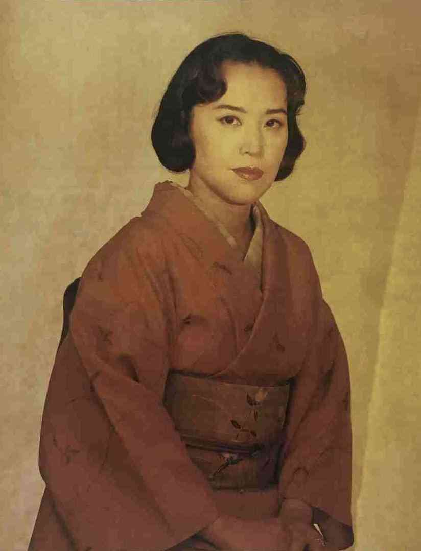 漫画家さんの顔写真を貼るトピ