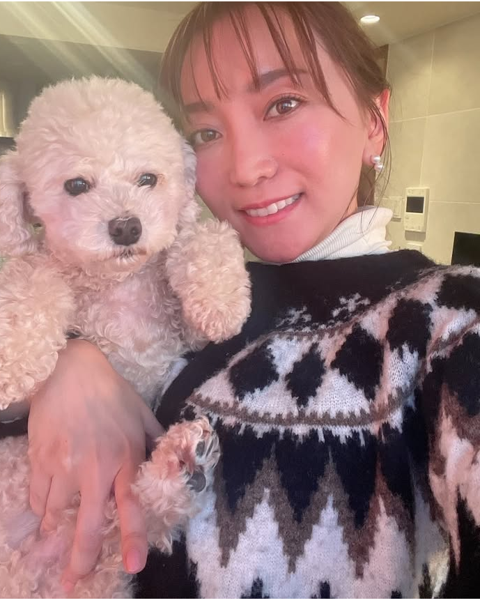 加藤茶と結婚14年…年下妻・加藤綾菜、現在の姿が「別人に」とビックリ「闘病生活のサポートを…」近況明かす