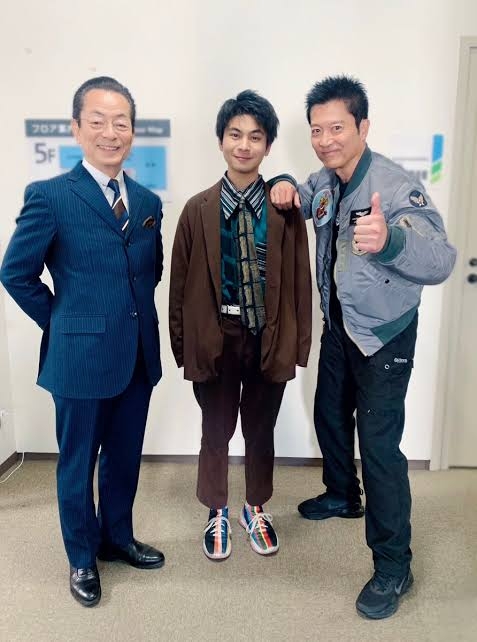 「パプリカ」大ブレイクから7年…18歳になった元子役〝高校卒業ショット〟が話題に「もうそんなに経つの！？」「成長が早すぎて…」